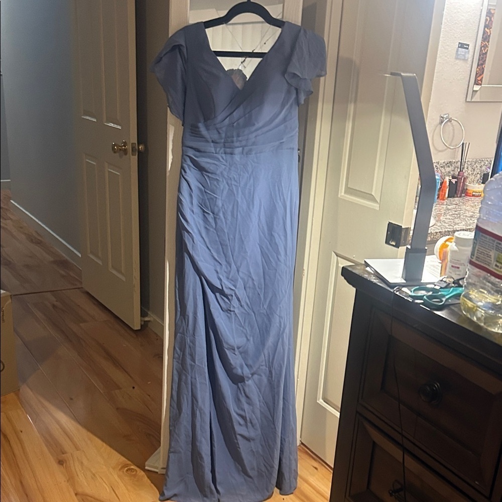 Chic Blue Maxi Dress with Flutter Sleeves - Picture 2 of 12